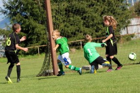 中超焦点比赛引发全网讨论，中超焦点战