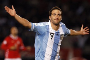 东契奇强调化解防守压力是稳胜关键，东契奇进攻集锦