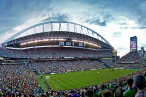 哈萨克斯坦男篮在欧洲预选赛中拼搏不止，未来可期