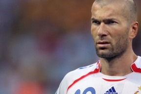 德甲最惊险：终场哨前的绝命进攻，德甲中场休息多长时间