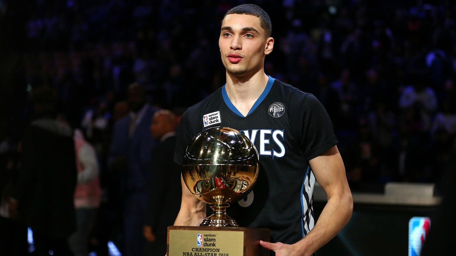 职业联赛加强数据分析支持战术决策和球员表现，联赛特性及大数据精细汇总